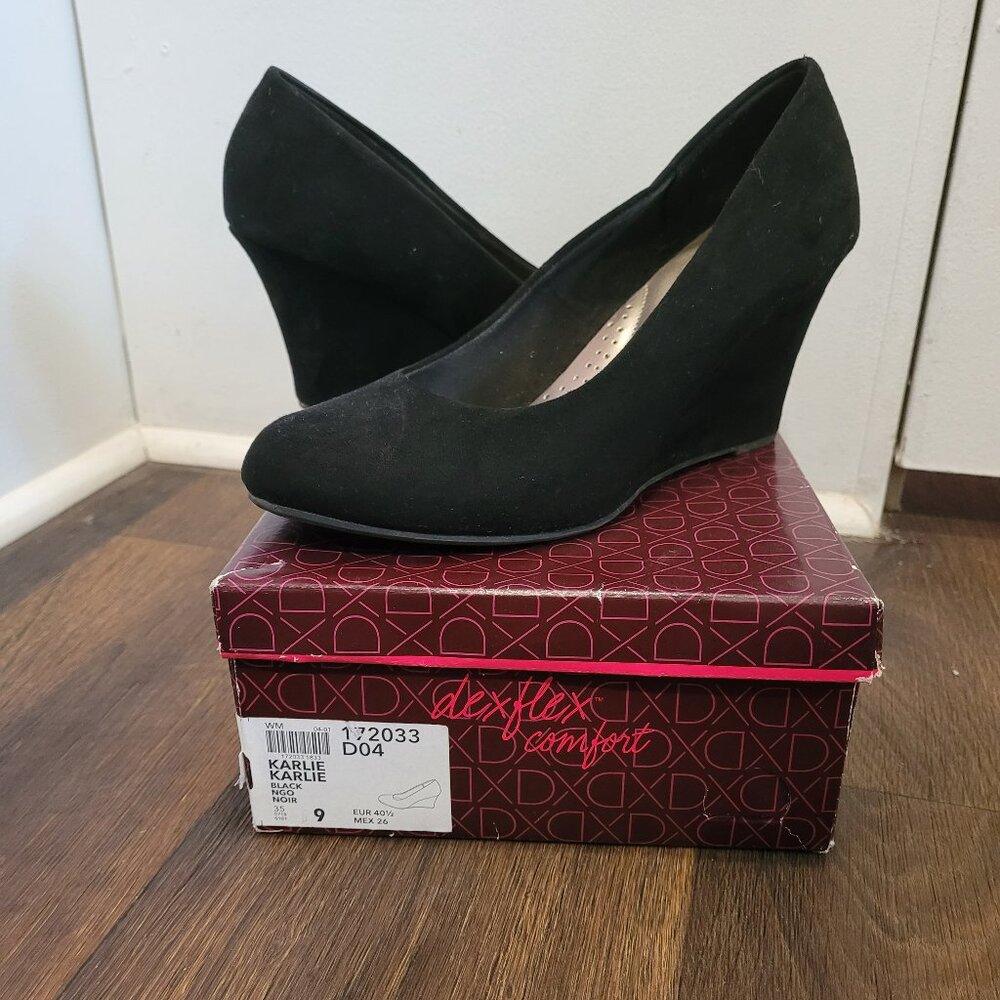 Dexflex Comfort Black Wedge Size: 9